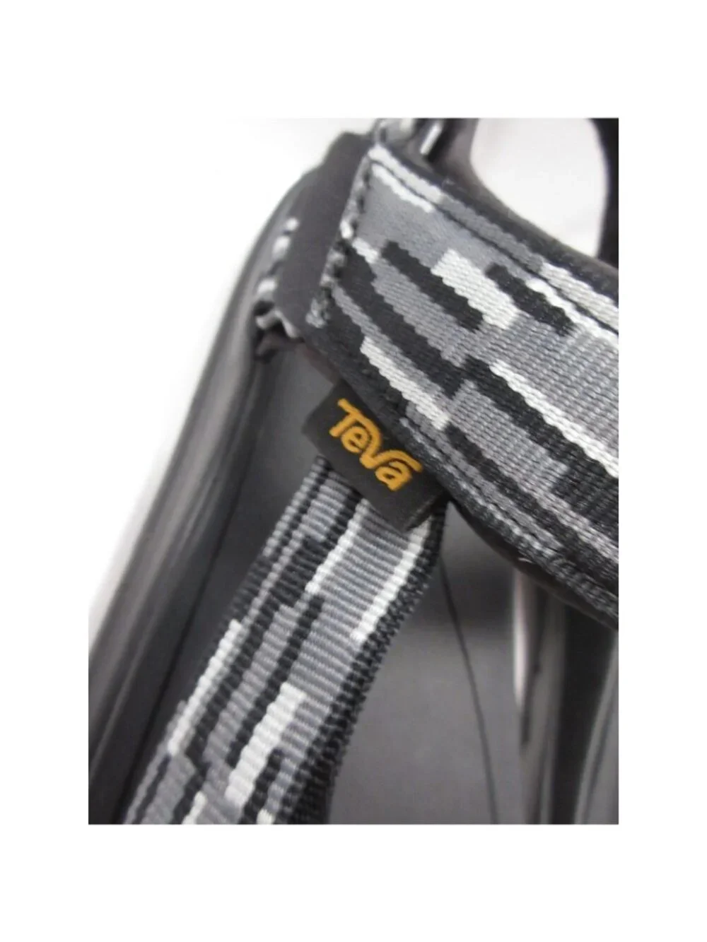 Teva Sandals 11 M Terra Float 2 Universal 2.0 Strappy Hiking NEW